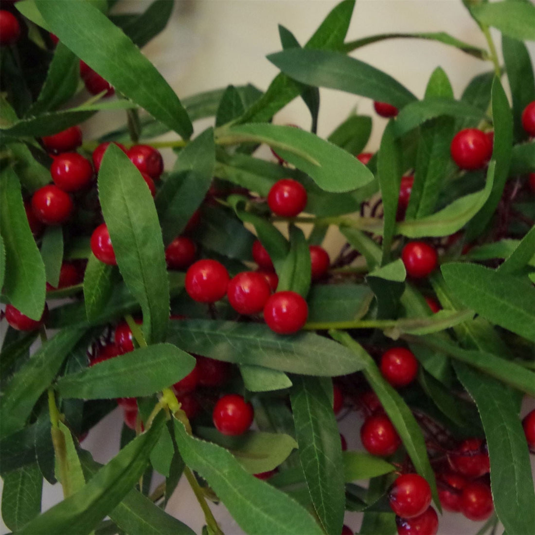 Christmas Mistletoe Leaf and Red Berry Floristry Wreath 60cm 24 inch Botanik - GlenGiftsuk