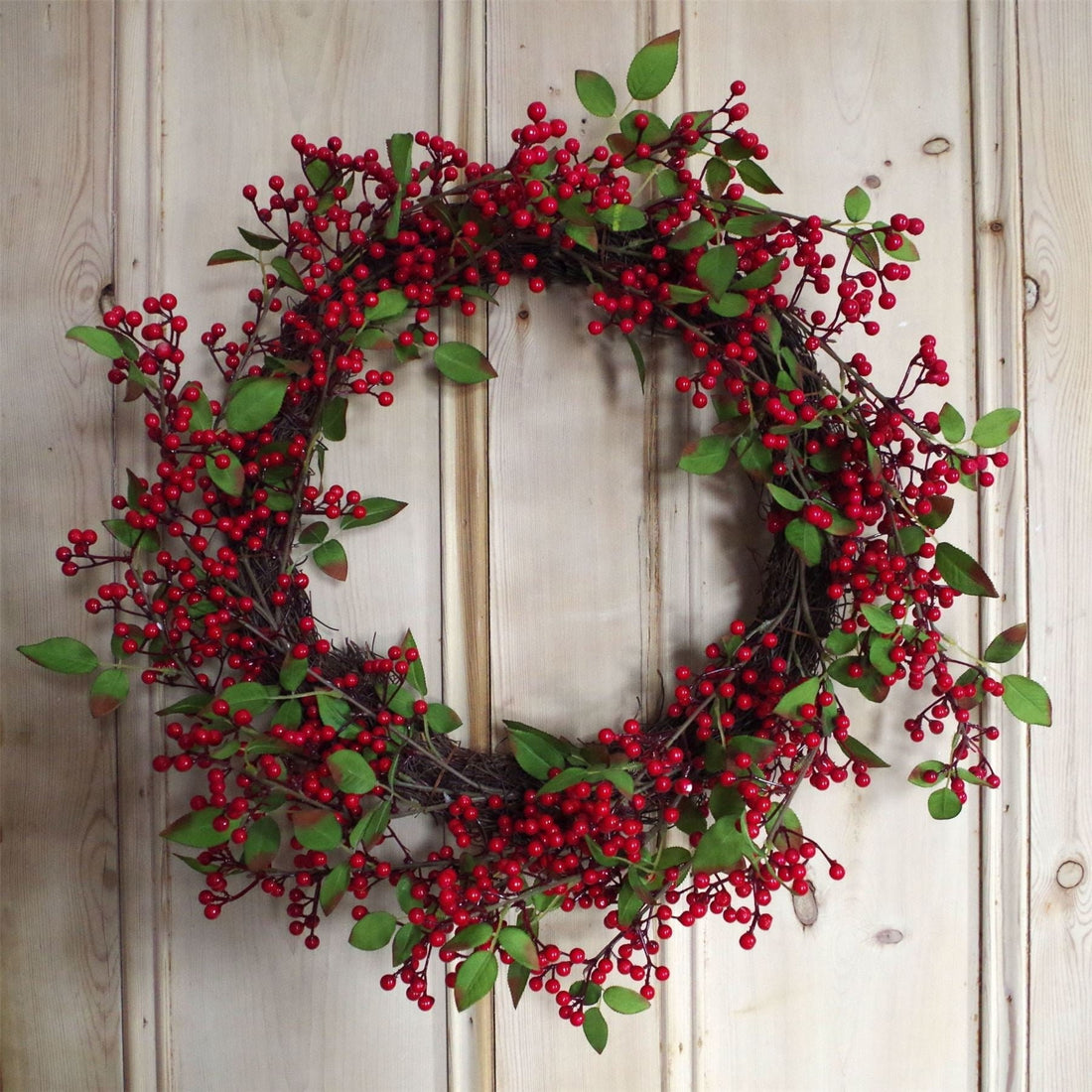 Christmas Natural Look Red Berry Floristry Wreath 60cm 24 inch Large Luxury Botanik - GlenGiftsuk