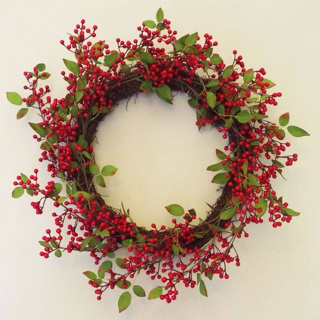 Christmas Natural Look Red Berry Floristry Wreath 60cm 24 inch Large Luxury Botanik - GlenGiftsuk