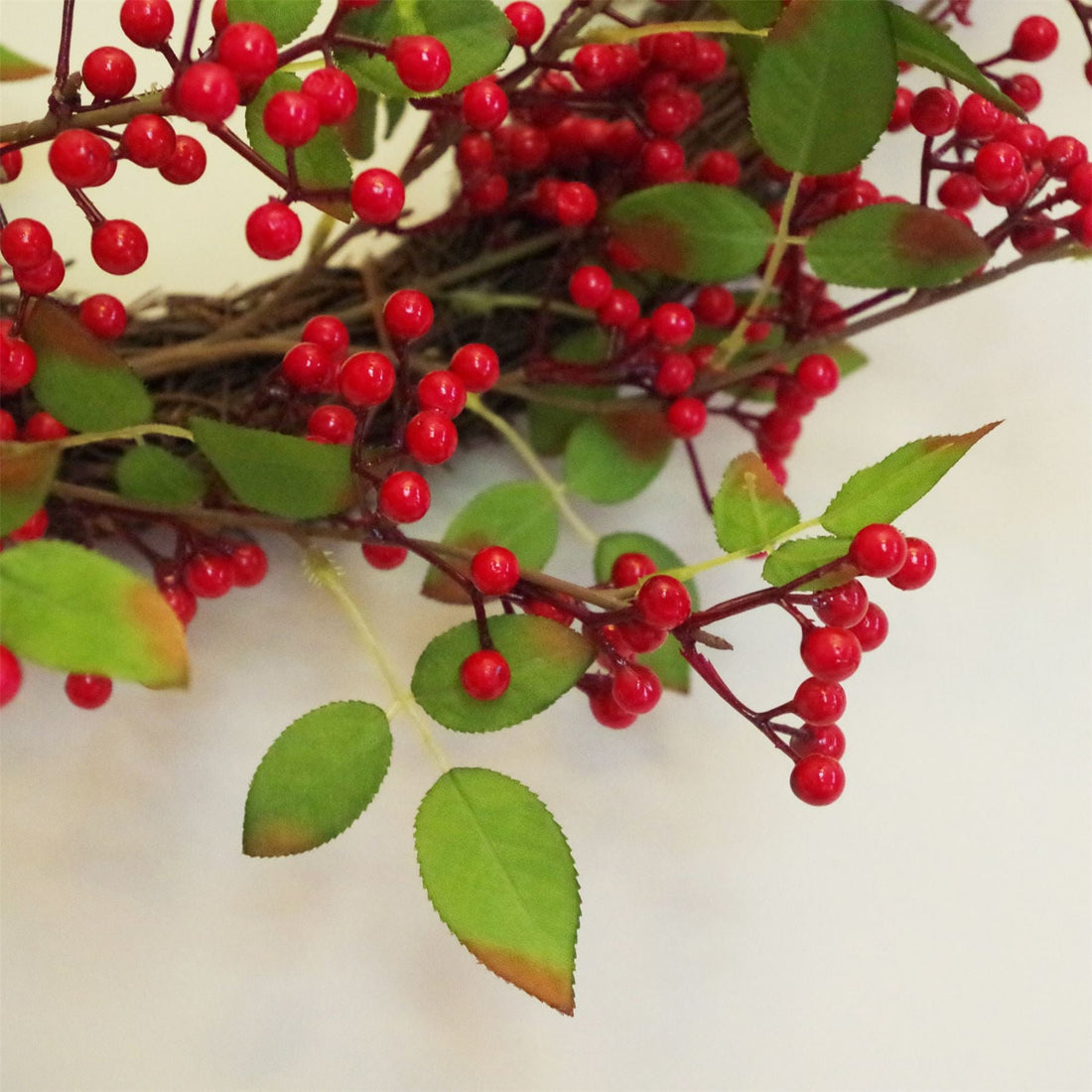 Christmas Natural Look Red Berry Floristry Wreath 60cm 24 inch Large Luxury Botanik - GlenGiftsuk