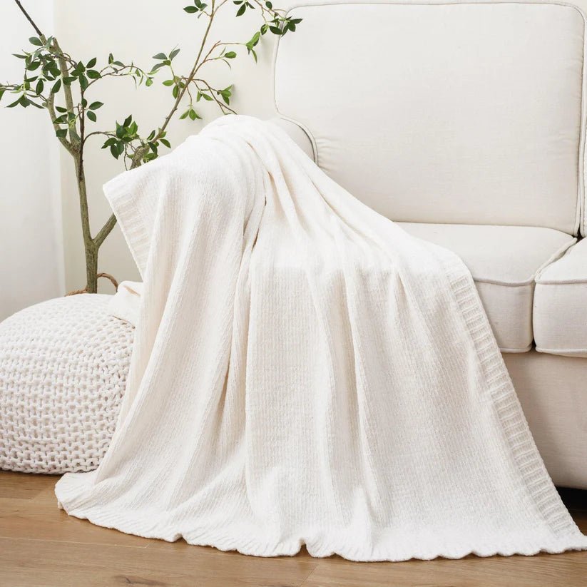 Textured Chenille Knit Throw Blanket - GlenGiftsuk