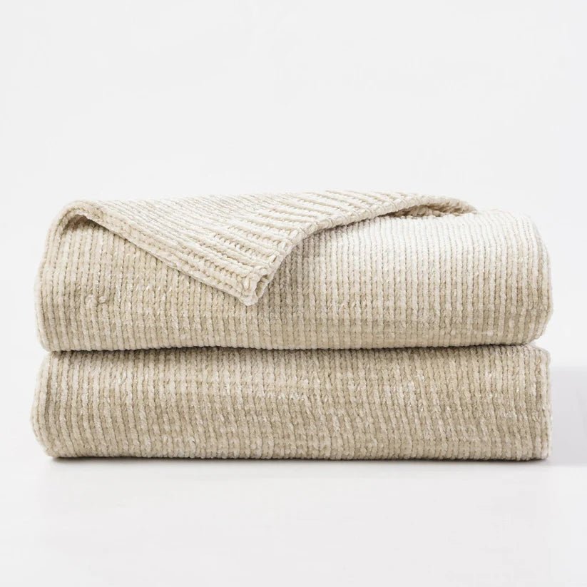 Textured Chenille Knit Throw Blanket - GlenGiftsuk