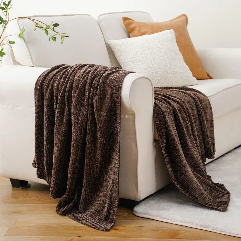 Textured Chenille Knit Throw Blanket - GlenGiftsuk